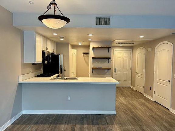 5th image of 1501 India St Unit 305