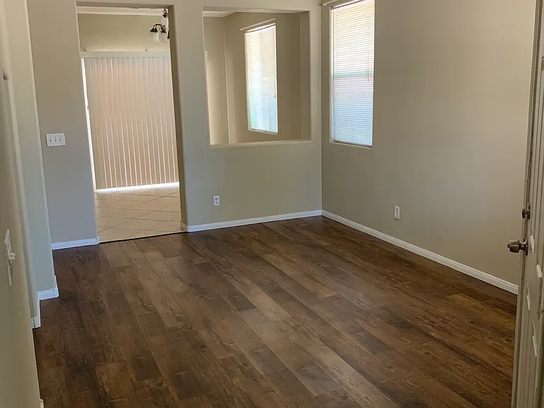 1340 Oak Village Ave — Photo 2