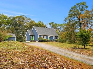 266 Washington St, Boxford, MA 01921