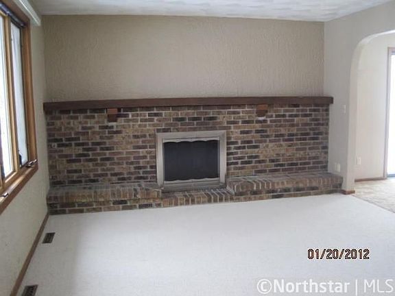 4th image of 1420 Nottingham Dr SE