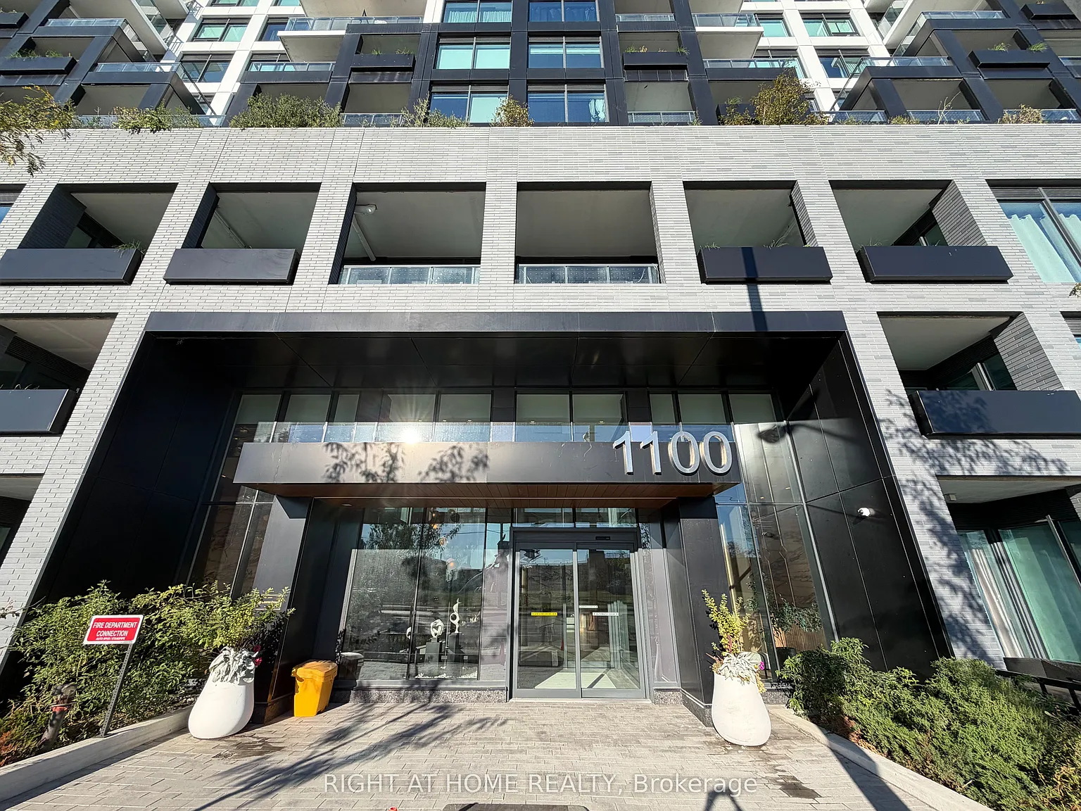 2 bed, $2,500 — Photo 3