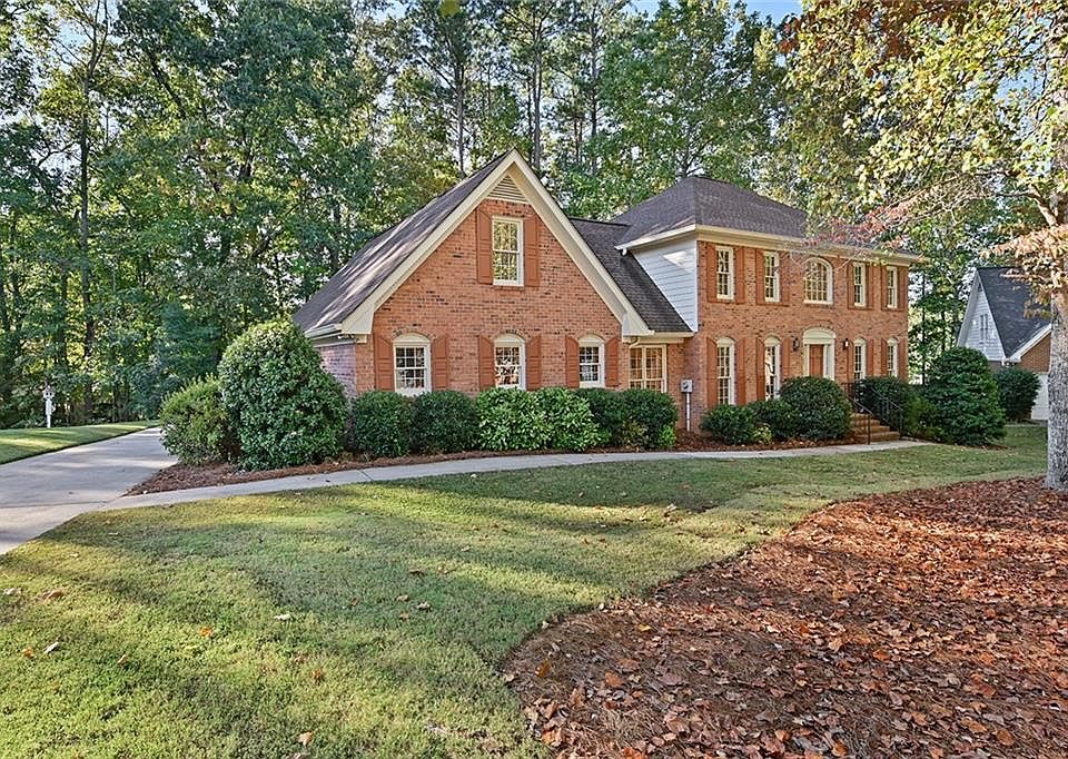 1st image of 410 Hepplewhite Dr