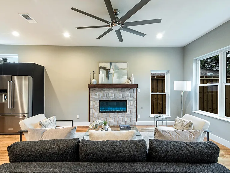 6249 Saint Moritz Ave — Photo 13