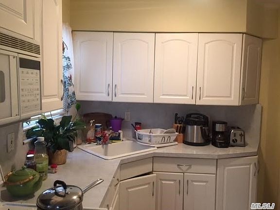 3rd image of 500 Cedar St
