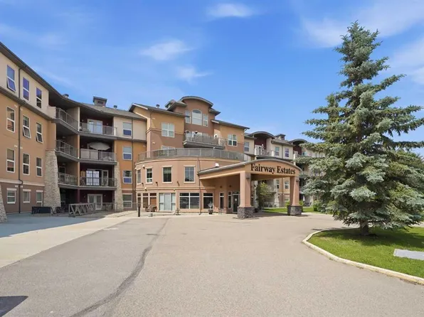 5040 E 53rd St #310, Sylvan Lake, AB T4S 0A1