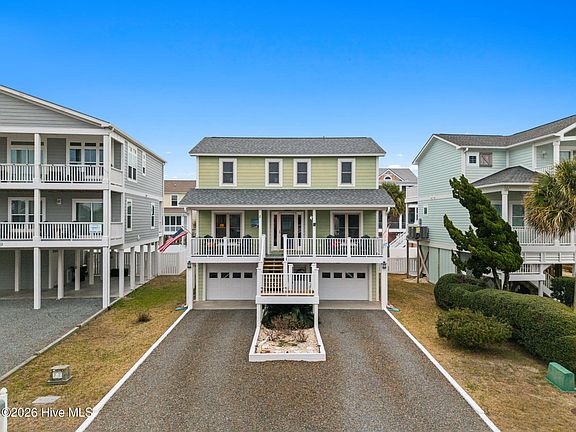 3rd image of 118 Clippership Drive