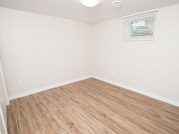 5th image of 14812 77th St NW