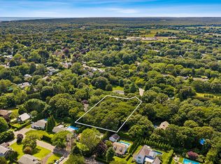 20 Hedge Row Ln, East Hampton, NY 11937