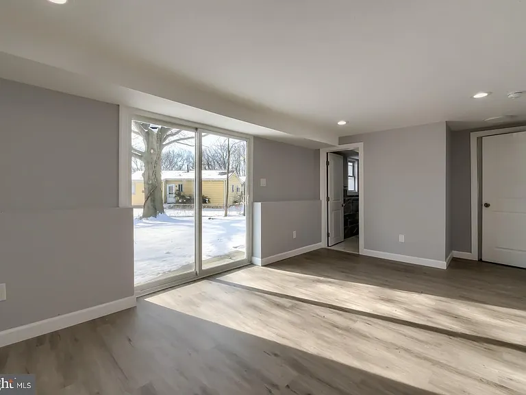 502 Bloomfield Dr — Photo 23