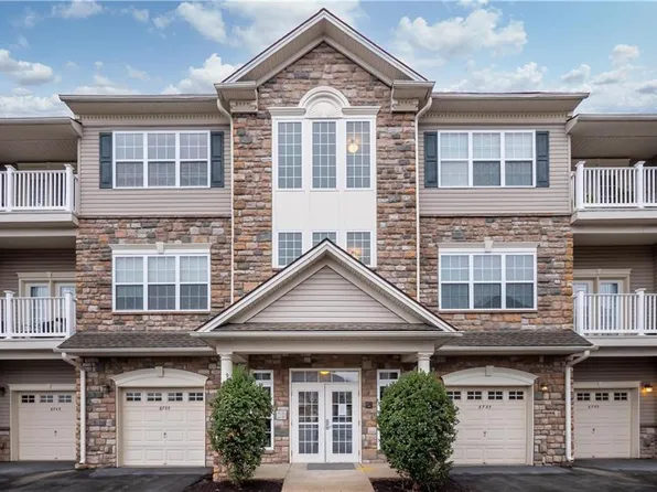 6835 Pioneer Dr, Macungie, PA 18062