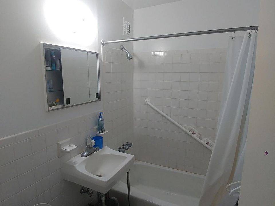 2nd image of 6512 Princess Cir
