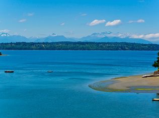 6783 NE Bergman Rd, Bainbridge Island, WA 98110