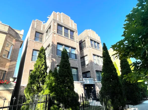 2810 W Logan Blvd #3W, Chicago, IL 60647