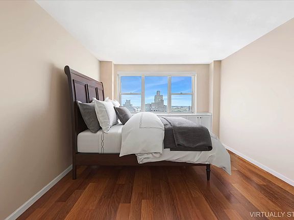 5th image of 340 E 80th St Penthouse H