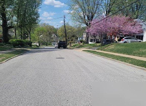 3rd image of 212 Royal Ave