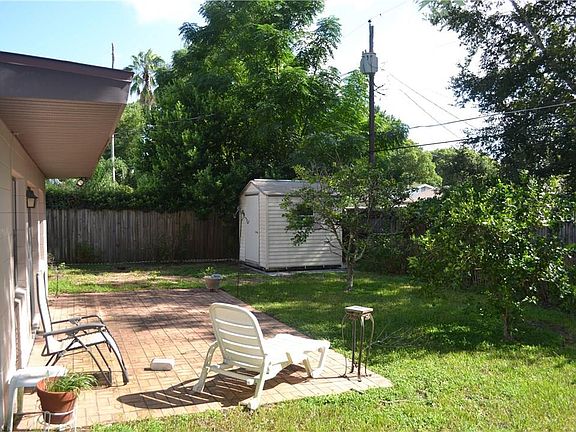 2nd image of 3713 Sedgewick Pl
