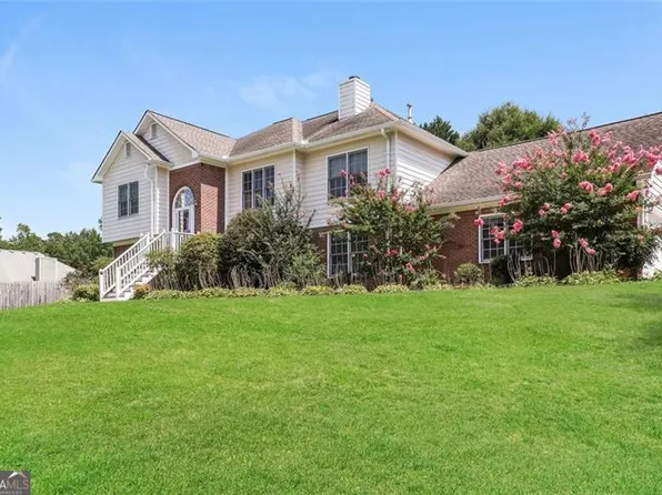 11 Legend Creek Point, Douglasville, GA 30134