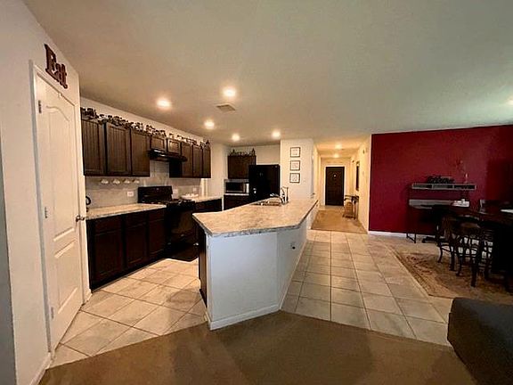 2nd image of 2518 Hawthorn Park Ct