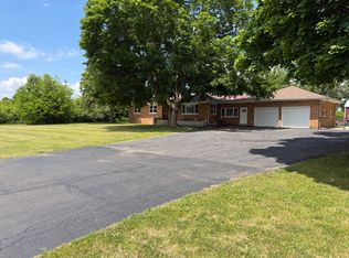 20766 W Rollins Rd, Lake Villa, IL 60046