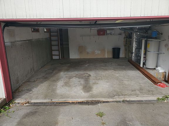 2nd image of 1914 Grand Ave Unit A