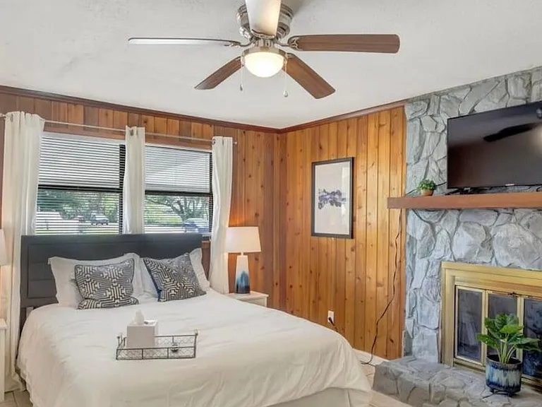 4719 W Fair Oaks Ave — Photo 10