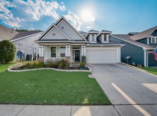 945 Honeysuckle, Grapevine, TX 76051