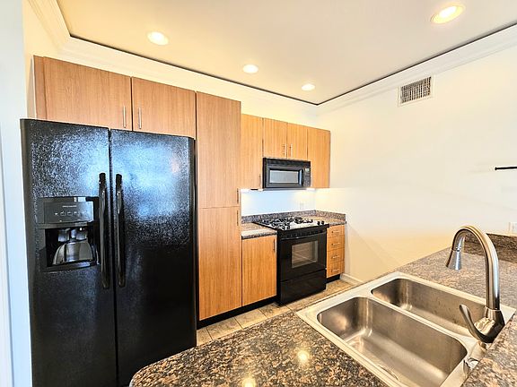 5th image of 1400 Broadway #1503
