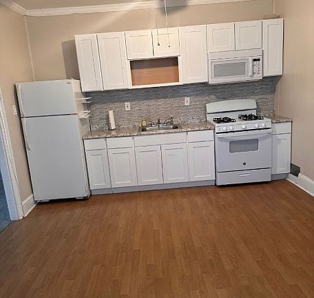 5th image of 94 No Grove St
