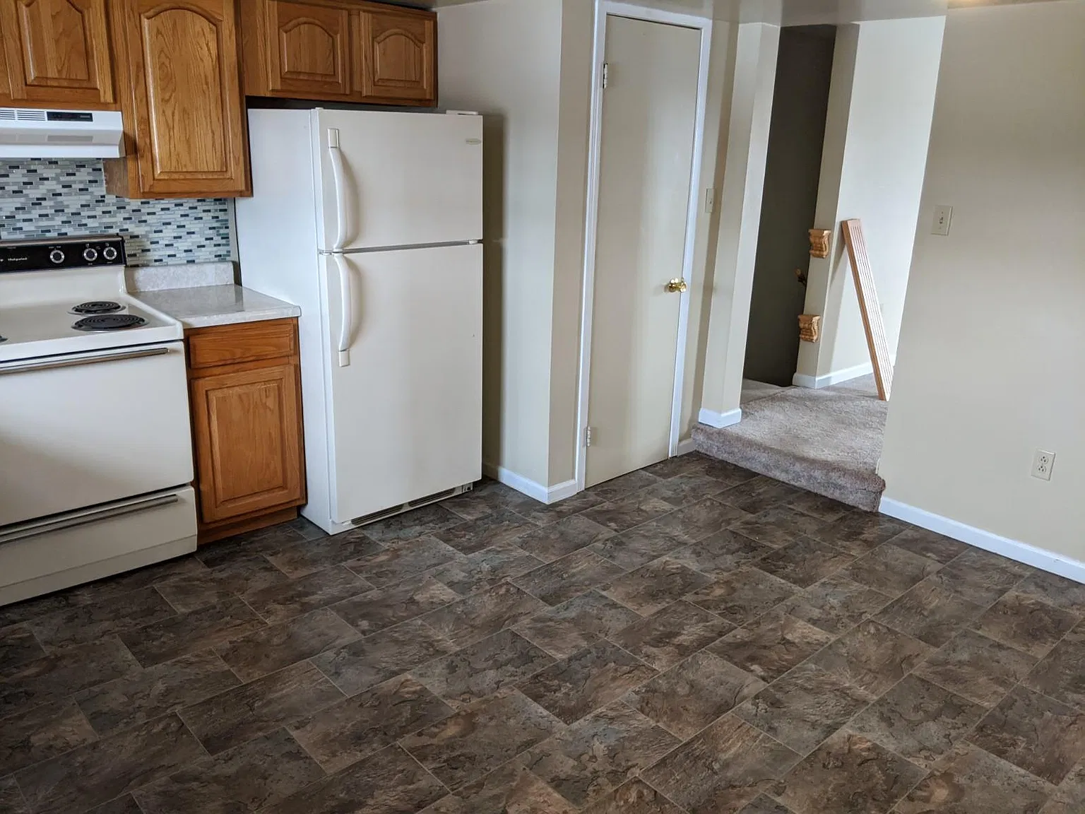 2 bed, 725 sqft, $795 — Photo 3