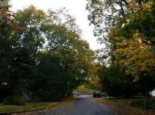201 1st St, Saint James, NY 11780