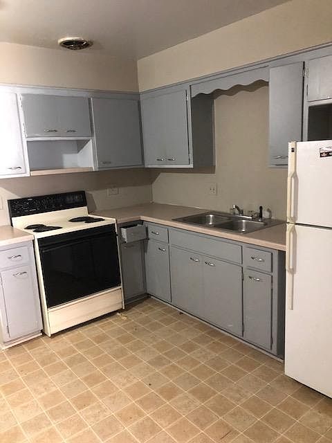 1st image of 2225 Carling Dr APT 4