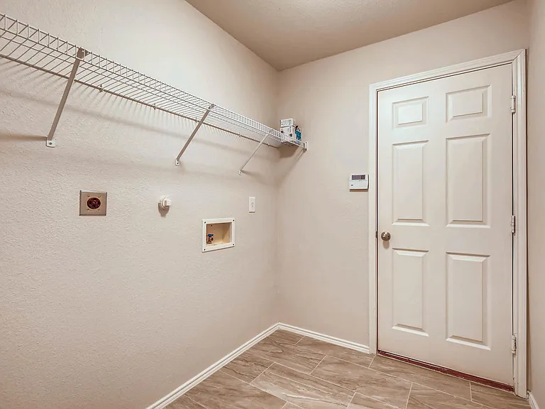 3827 Ponderosa Bnd — Photo 19