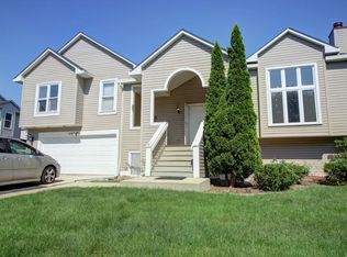 335 83rd St, Bolingbrook, IL 60440