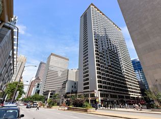 535 N Michigan Ave APT 513, Chicago, IL 60611