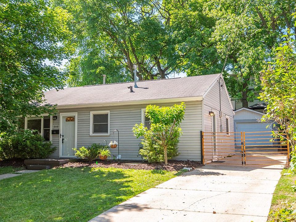 1st image of 2115 Oaklawn AVENUE