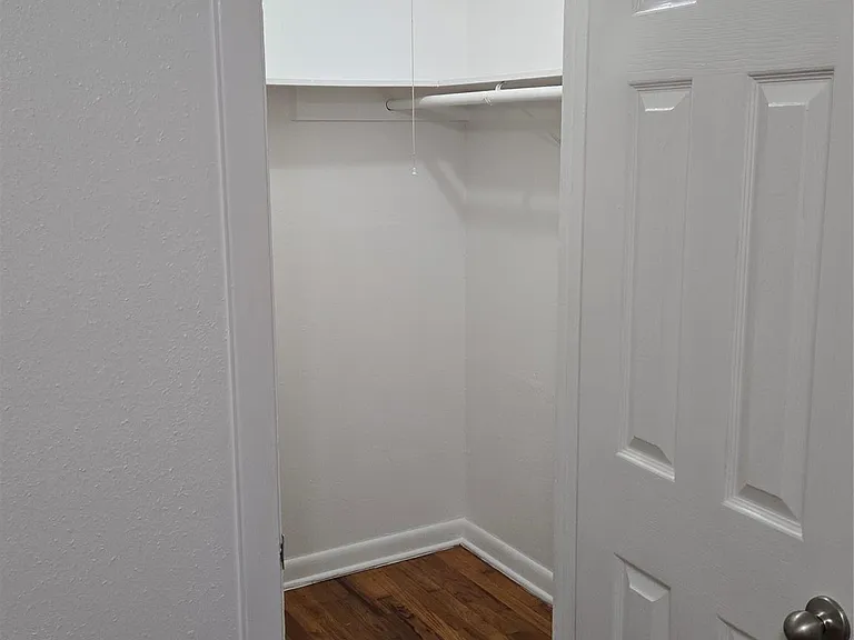 301 Avondale St #28 — Photo 17