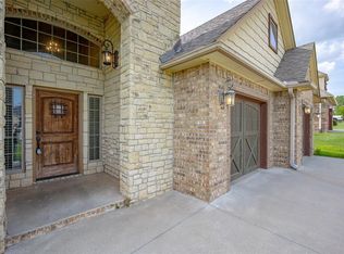 2710 Fox Xing, Ponca City, OK 74604