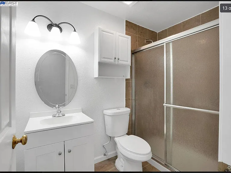 1146 Lewis Ave — Photo 19