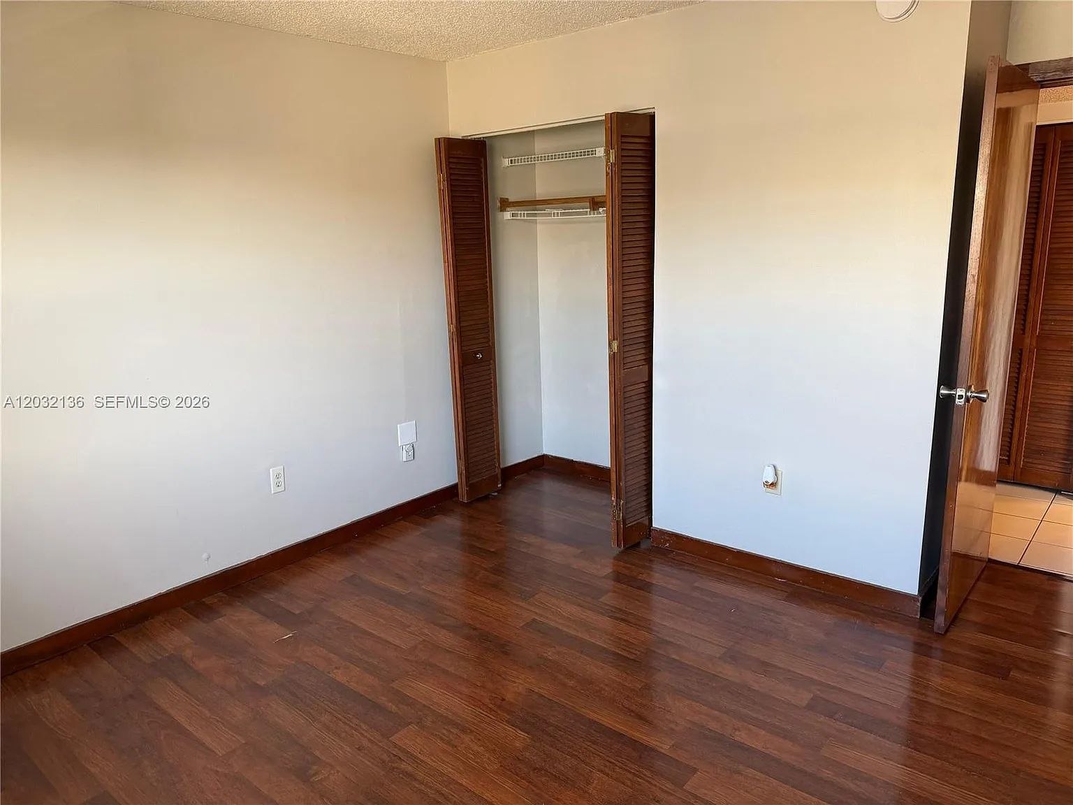 Expo I Condo — Photo 3