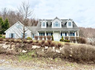 246 Castle Farms Rd, Altoona, PA 16601
