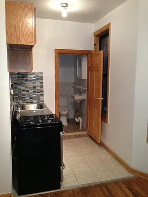 Rented by AD Real Estate Investors | media 34