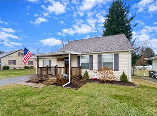 166 Junior St, Hopwood, PA 15445