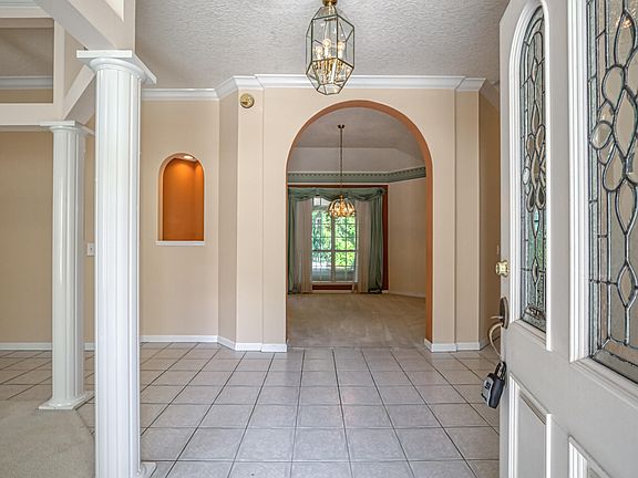 3rd image of 8706 Autumn Green Dr