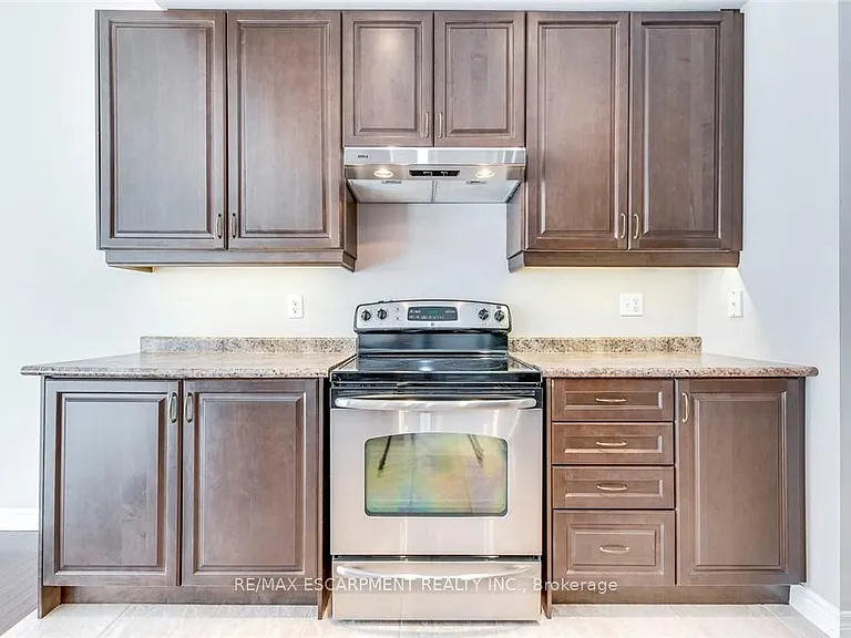 2340 Whistling Springs Cres — Photo 15