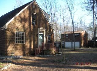 118 Alex Ln, Moyock, NC 27958