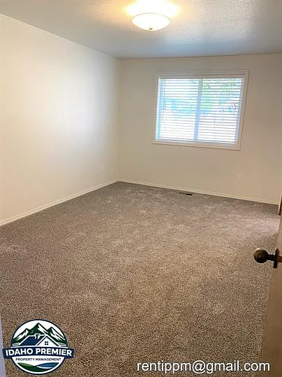 512 S Kearney Pl — Photo 17