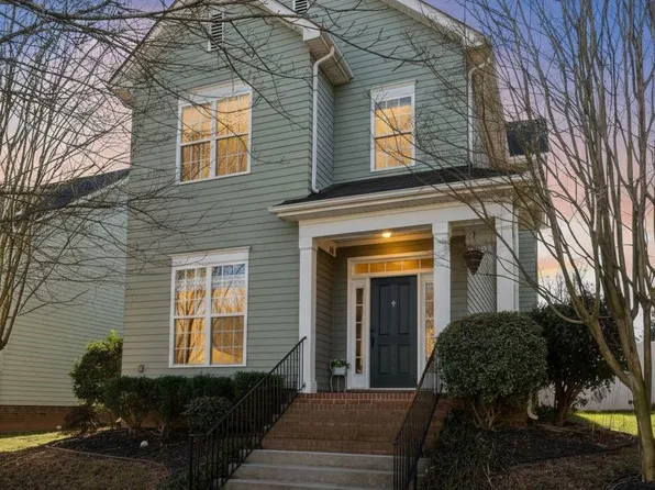 132 E Morehouse Ave, Mooresville, NC 28117