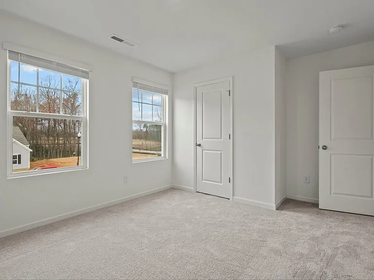 220 Bowen Way — Photo 18