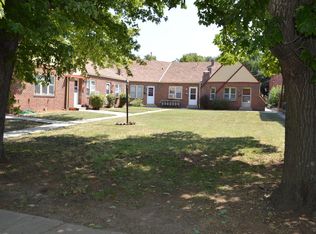 610 N Bluff St #E, Wichita, KS 67208