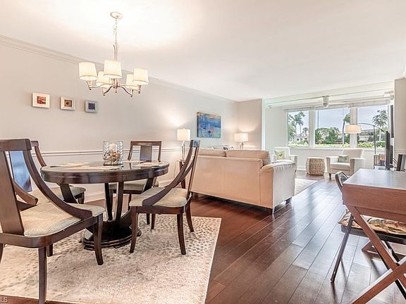 3rd image of 1828 Pine Valley Dr APT 106